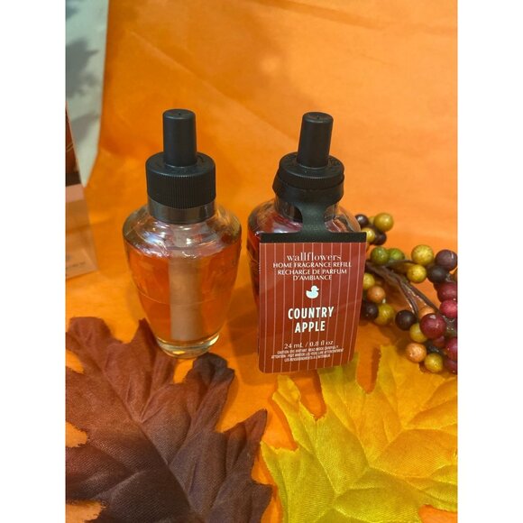 Bath & Body Works Fall Autumn Pumpkin Apple New Wallflower Refills X 2 - Picture 1 of 7
